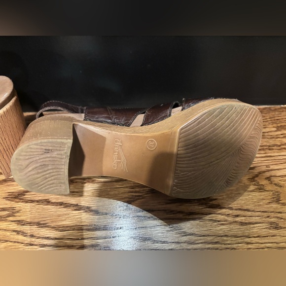 Womens Dansko Nina Brown Leather Slingback Heeled Sandals Size EU 37 US 7 - Picture 4 of 5